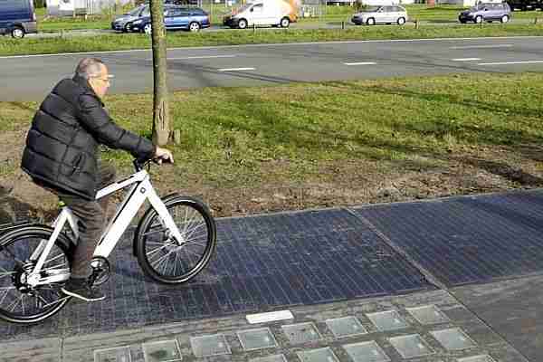 güneş_enerjisi-güneş_enerjili_otoyol-solar_roadways-fransa-güneş_paneli