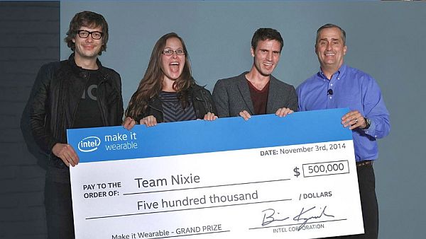 nixie-dron-eticaret-yatırım-girişim-girişimclik-startup-akıllı_takı-giyilebilir-nesnelerin_interneti-iot-wearables-intel-500startups 6 (2)