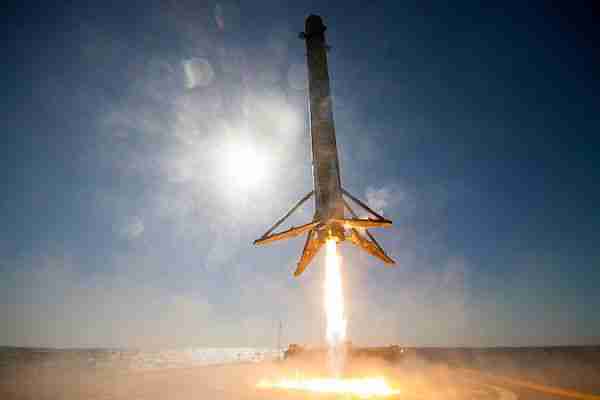 spacex_şirketi-spacex-uzay_turizmi-ay-elon_musk