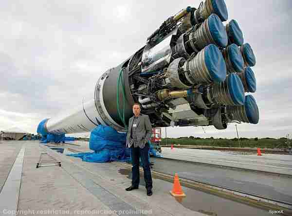 spacex_şirketi-spacex-uzay_turizmi-ay-elon_musk