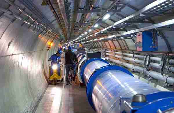 Cern-lhc-parçacık-parçacık_hızlandırıcısı-proton