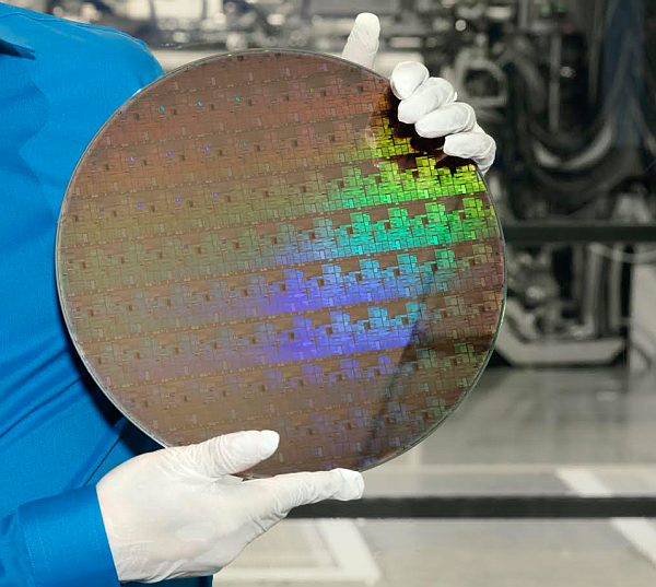 gökdelen_işlemciler-finfet-ibm-cpu-bilgisayar