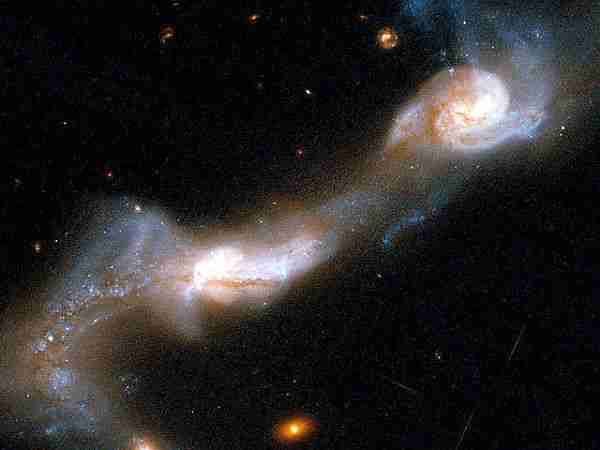 galaksiden-galaksi-samanyolu-büyük_macellan-andromeda