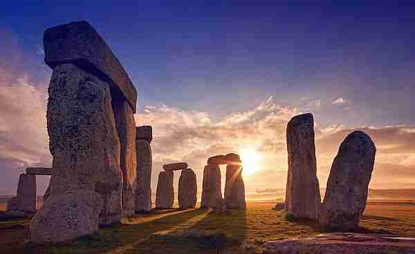Stonehenge-anıtını-kimler-inşa-etti